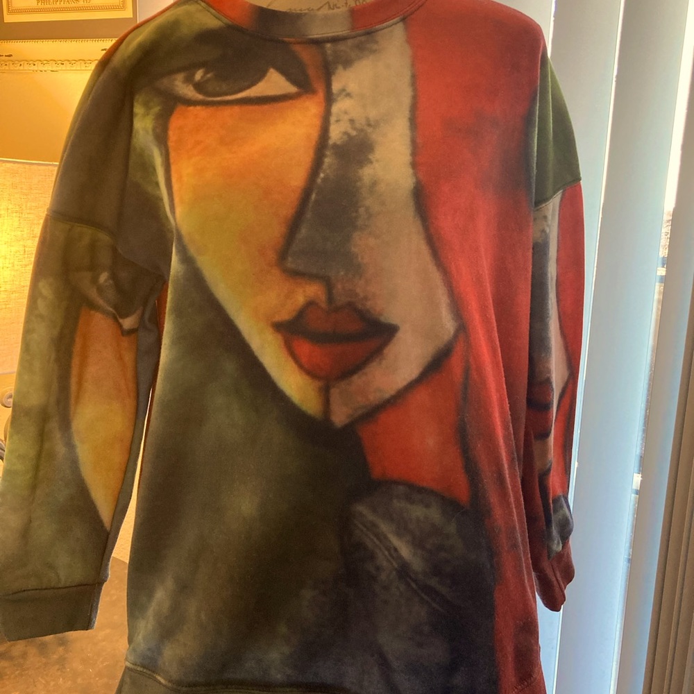 Unique sweatshirt
